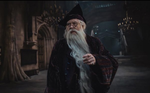 Снимки: Стопкадър - IMDb